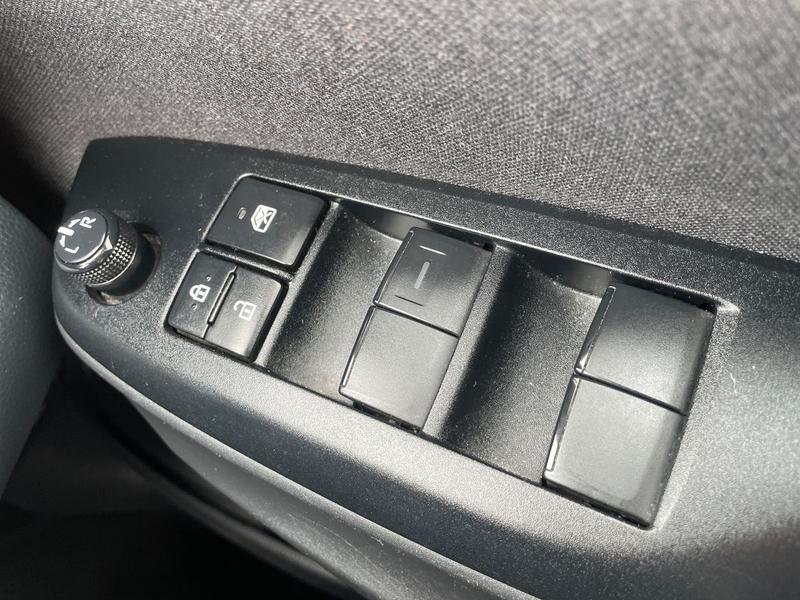 Used Toyota Yaris 2023 for sale - 77770632: Photo 17