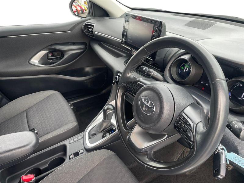 Used Toyota Yaris 2023 for sale - 77770632: Photo 3