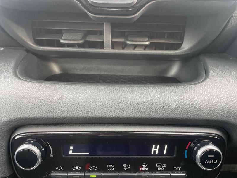 Used Toyota Yaris 2023 for sale - 77770632: Photo 34