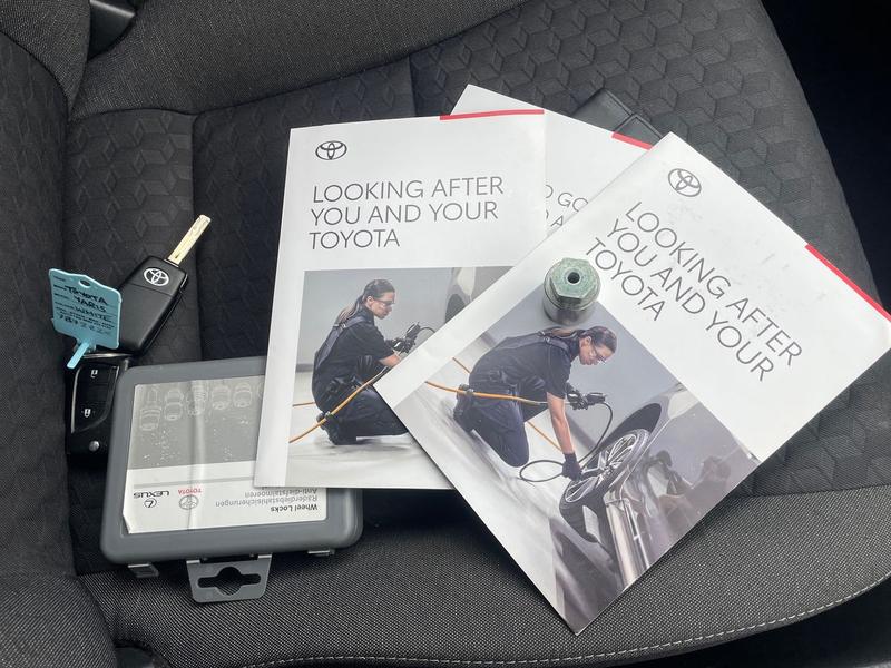 Used Toyota Yaris 2023 for sale - 77770632: Photo 39