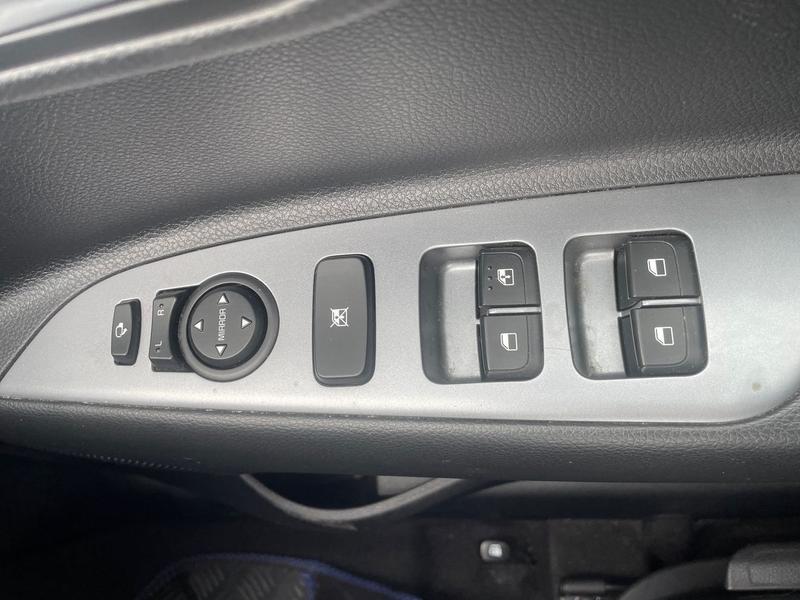 Used Kia Stonic 2022 for sale - 77770529: Photo 17