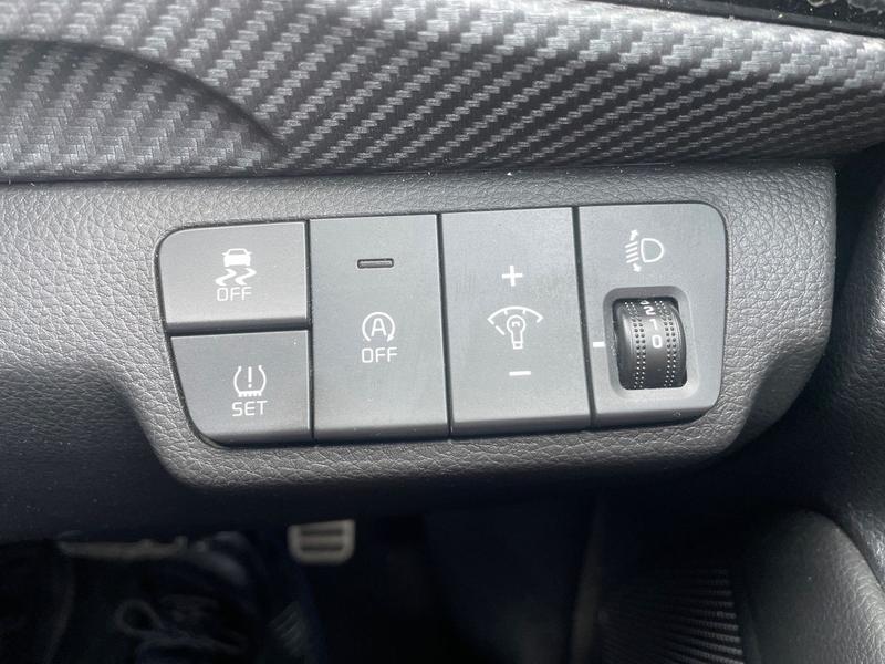 Used Kia Stonic 2022 for sale - 77770529: Photo 31