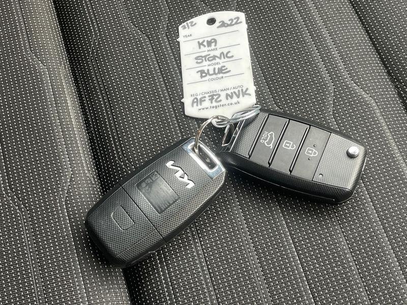 Used Kia Stonic 2022 for sale - 77770529: Photo 35