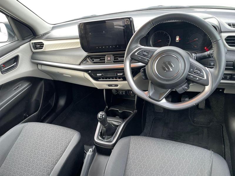 Used Suzuki Swift 2025 for sale - 77975883: Photo 3