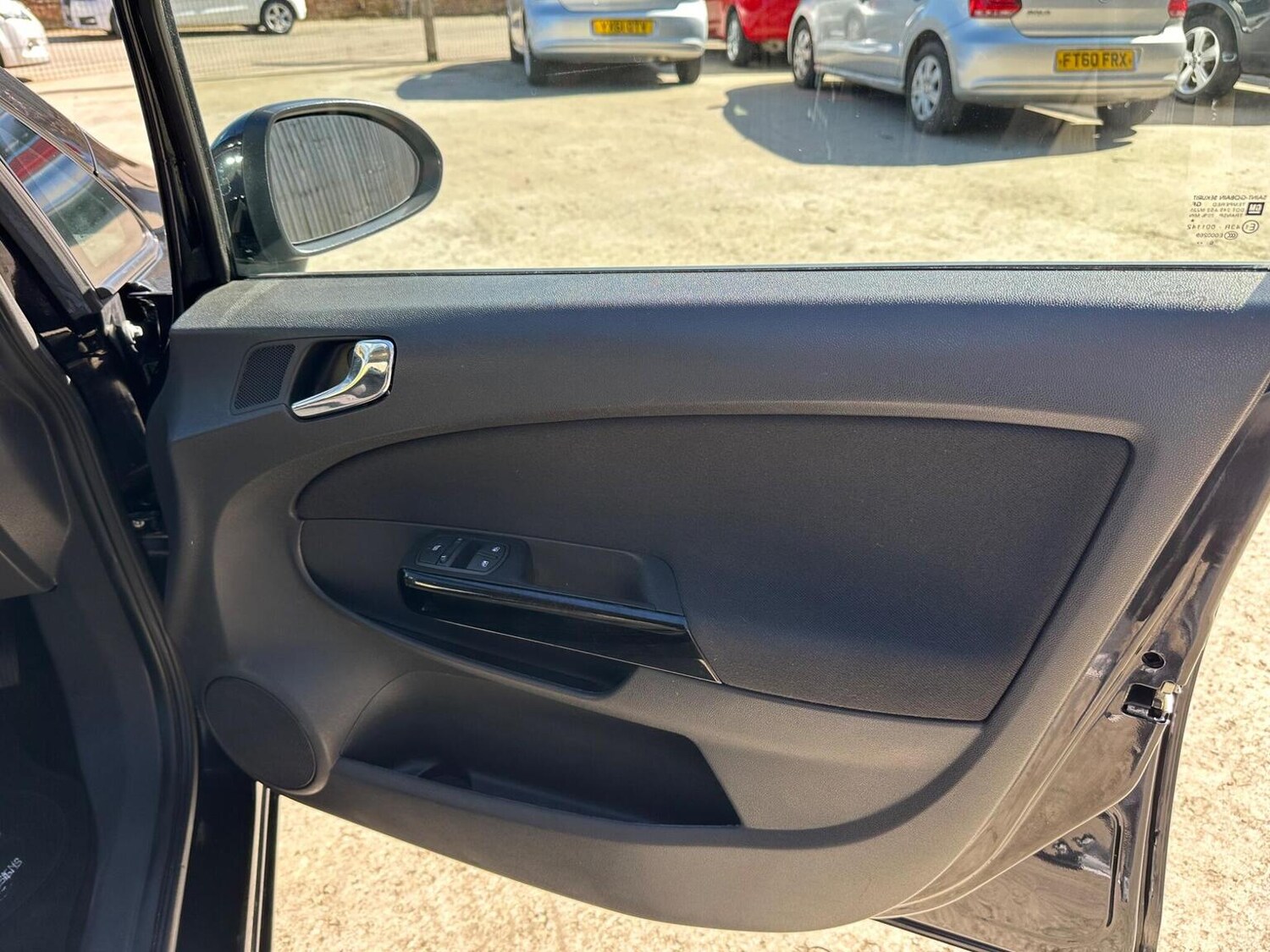 Used Vauxhall Corsa 2011 for sale - 78112039: Photo 14