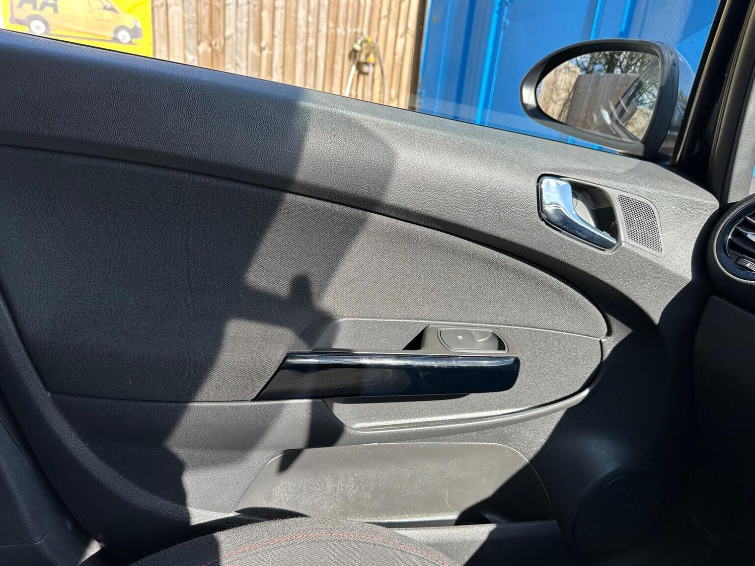 Used Vauxhall Corsa 2011 for sale - 78112039: Photo 15