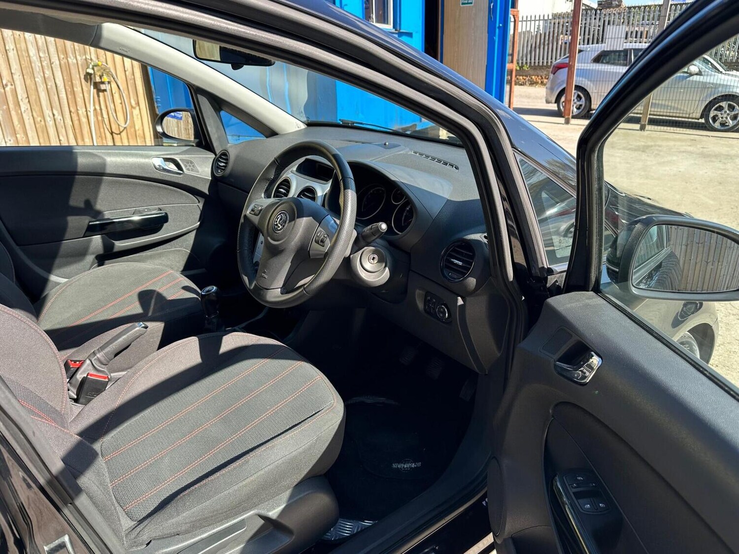 Used Vauxhall Corsa 2011 for sale - 78112039: Photo 29