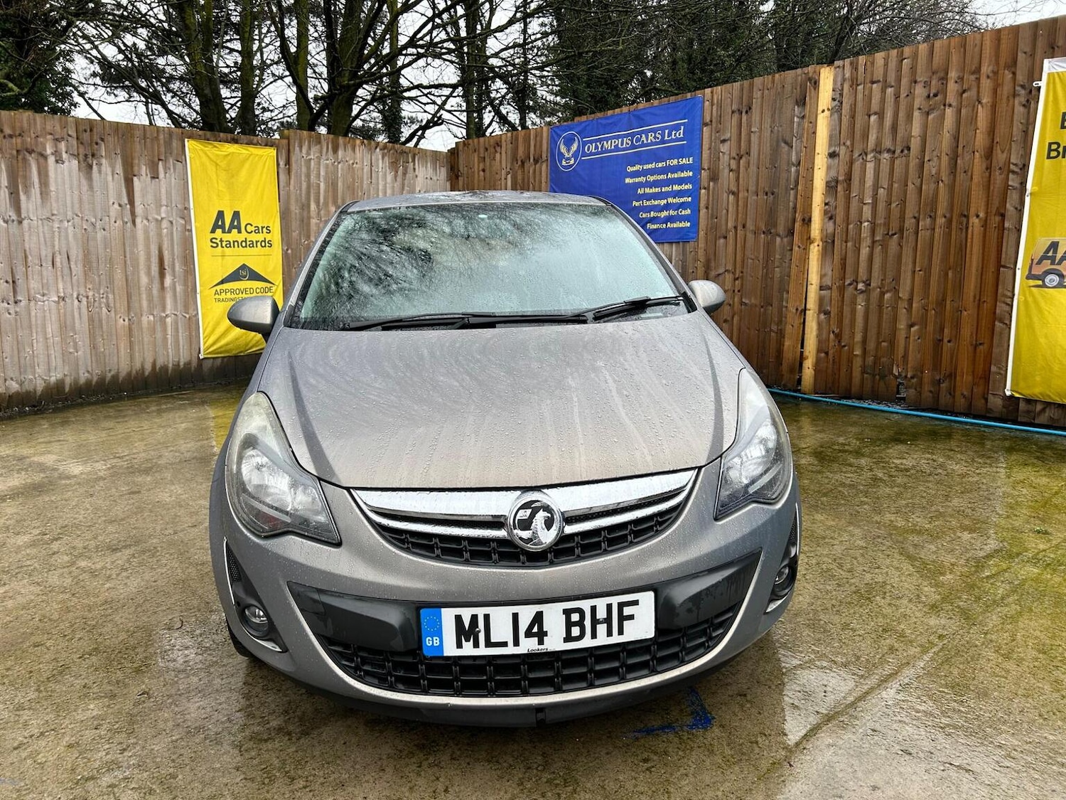 Used Vauxhall Corsa 2014 for sale - 77729992: Photo 2