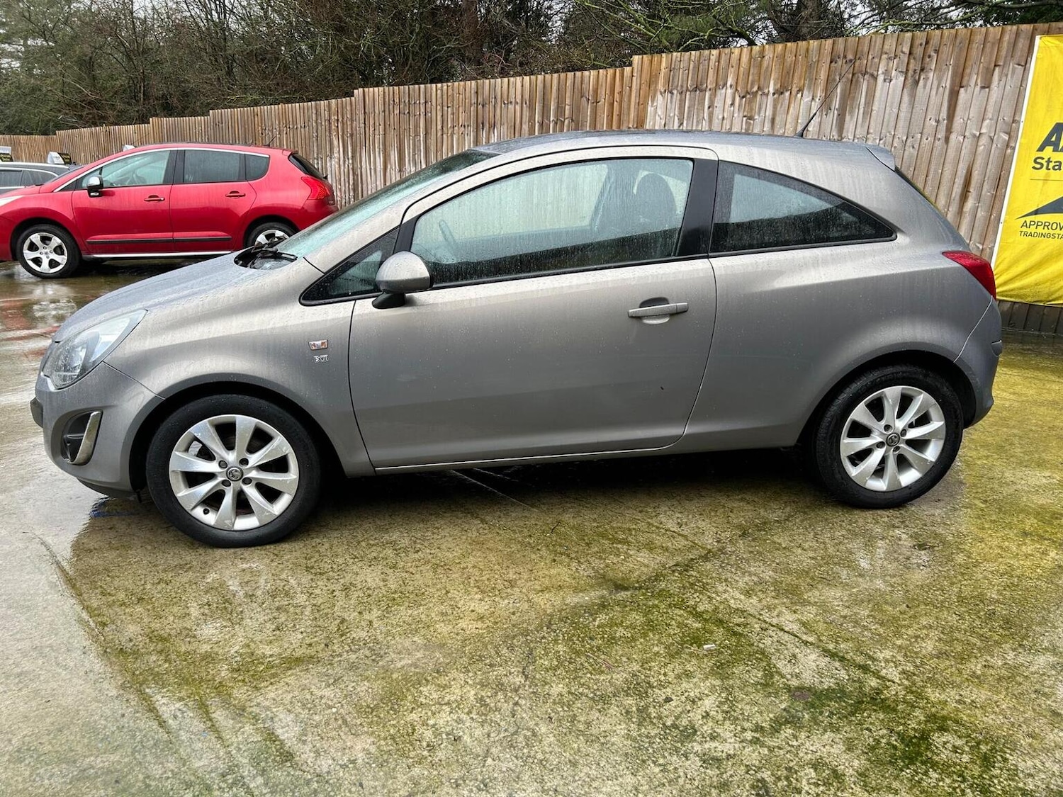 Used Vauxhall Corsa 2014 for sale - 77729992: Photo 5