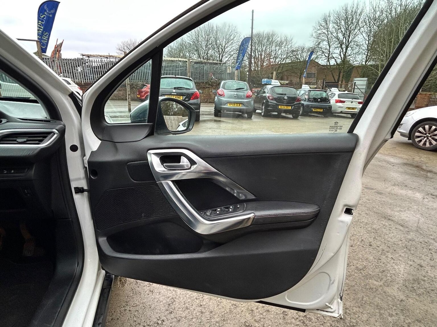 Used Peugeot 2008 2014 for sale - 77729991: Photo 22