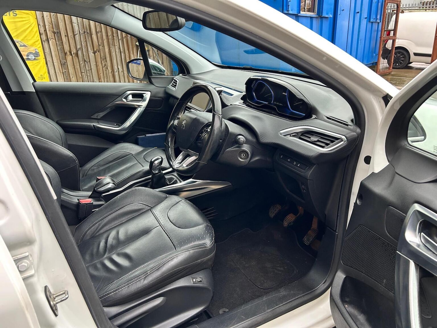 Used Peugeot 2008 2014 for sale - 77729991: Photo 32