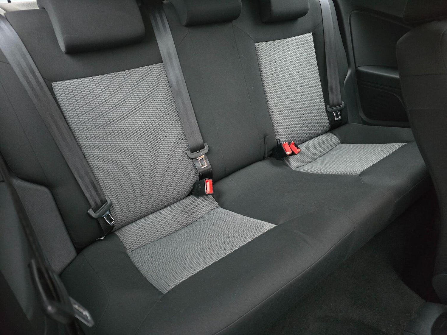 Used Volkswagen Polo 2011 for sale - 77937806: Photo 14