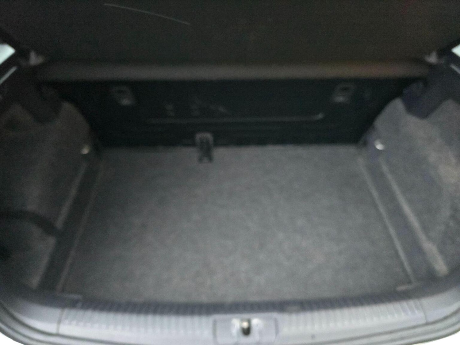 Used Volkswagen Polo 2011 for sale - 77937806: Photo 22