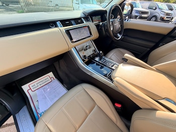 Used Land Rover Range Rover Sport 2018 for sale - 78180059: Photo