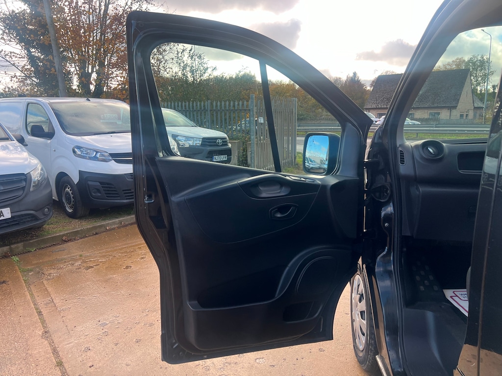 Used Renault Trafic 2021 for sale - 76393835: Photo 42