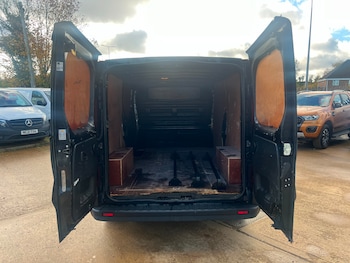 Used Renault Trafic 2021 for sale - 76393835: Photo