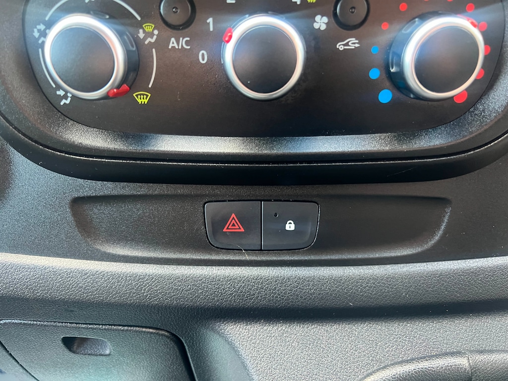 Used Renault Trafic 2021 for sale - 76393835: Photo 65