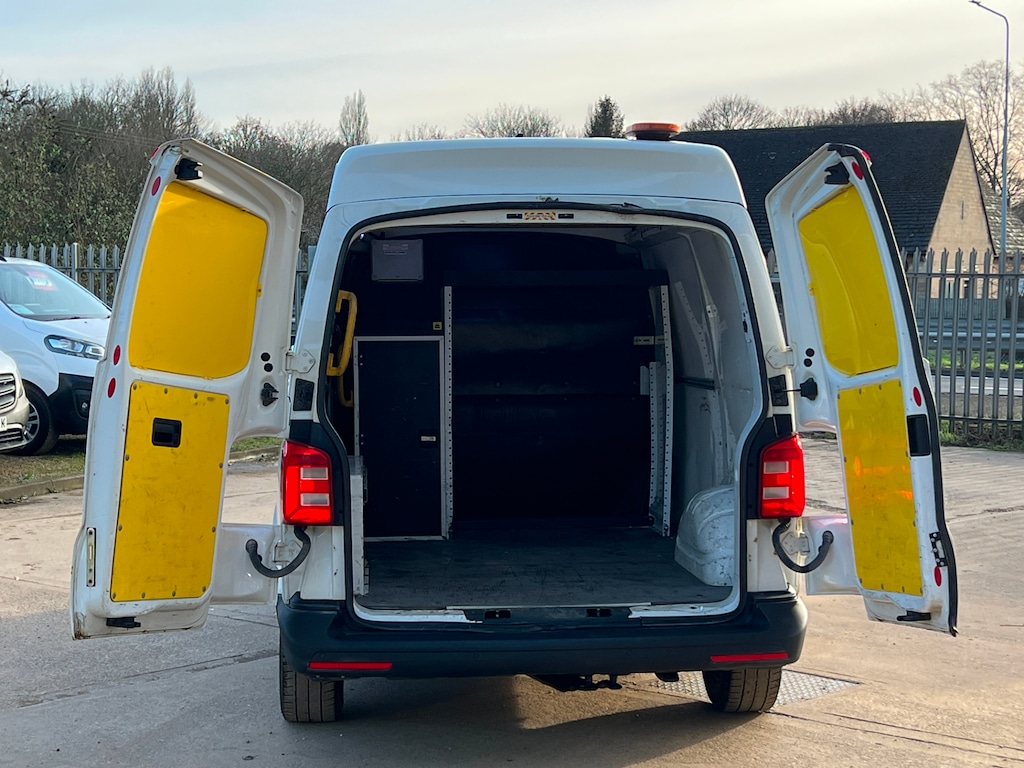 Used Volkswagen Transporter 2019 for sale - 77210788: Photo 4