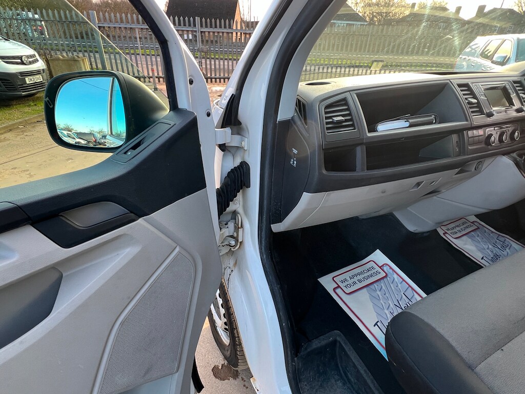 Used Volkswagen Transporter 2019 for sale - 77210788: Photo 82