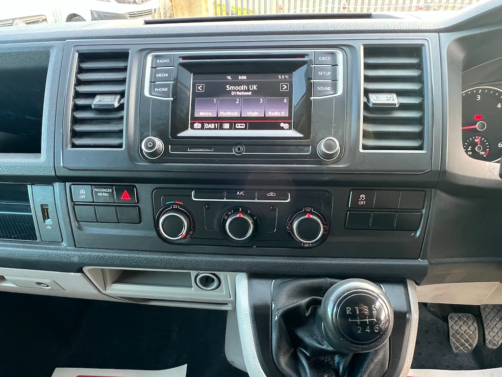 Used Volkswagen Transporter 2019 for sale - 77210788: Photo 99