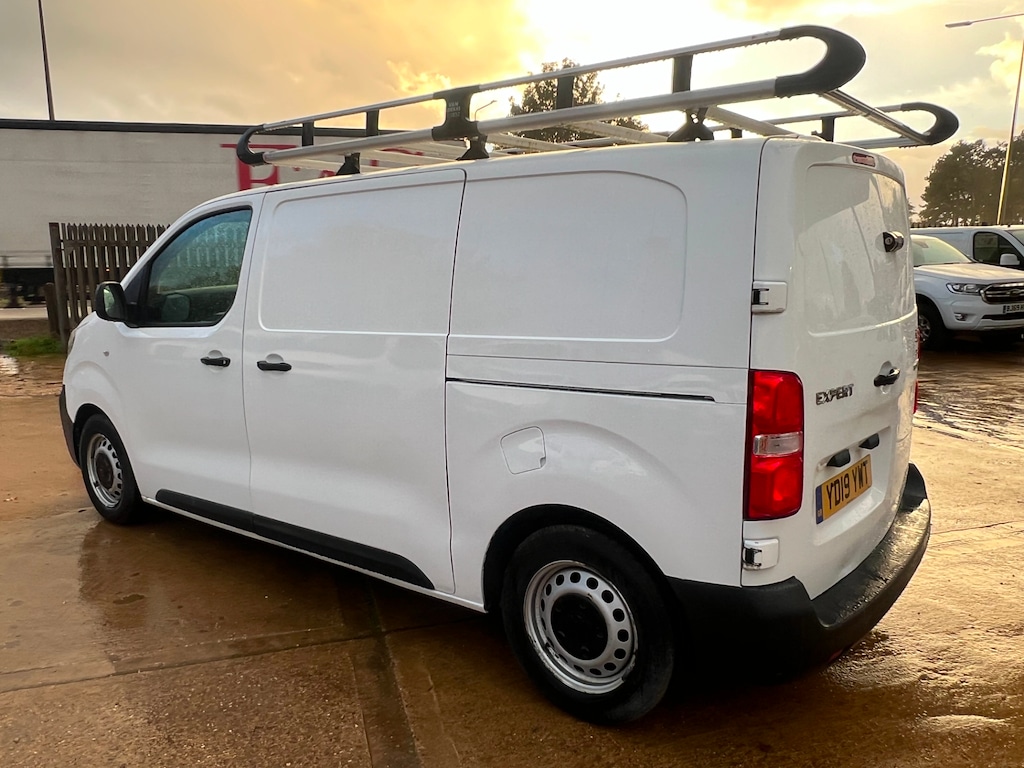 Used Peugeot Expert 2019 for sale - 76140472: Photo 30