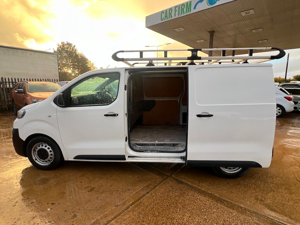 Used Peugeot Expert 2019 for sale - 76140472: Photo 41