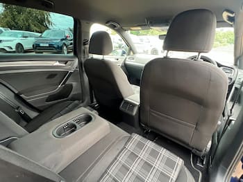 Used Volkswagen Golf 2017 for sale - 79629770: Photo