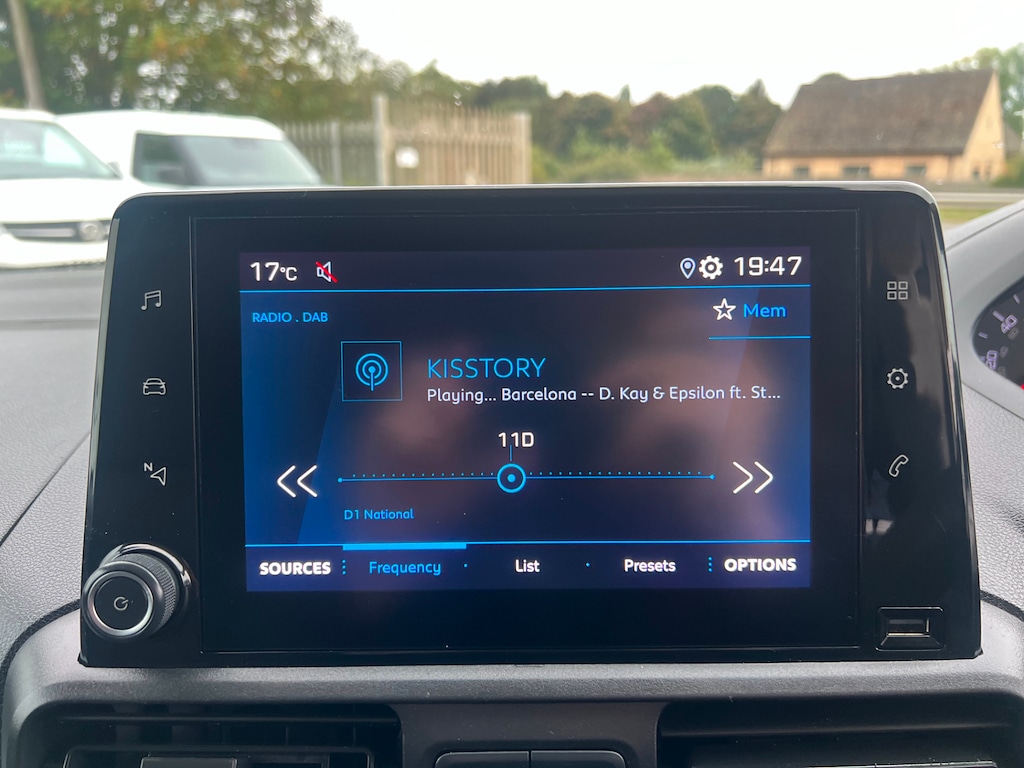 Used Peugeot Partner 2020 for sale - 75874470: Photo 58