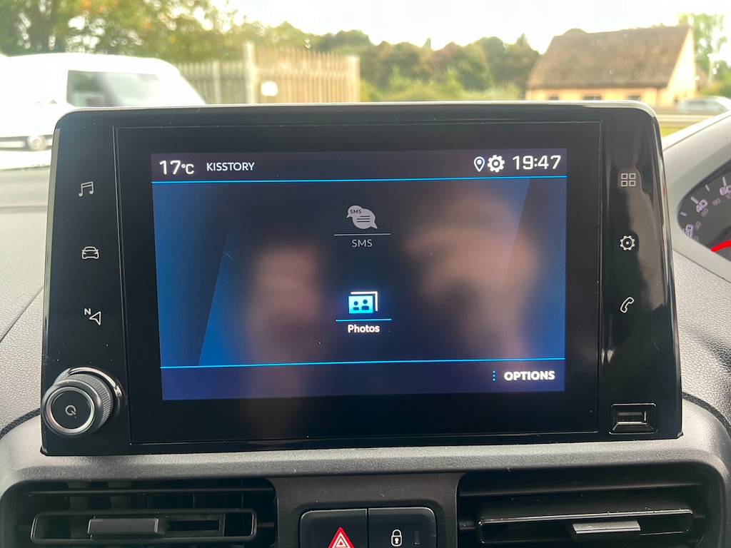 Used Peugeot Partner 2020 for sale - 75874470: Photo 61