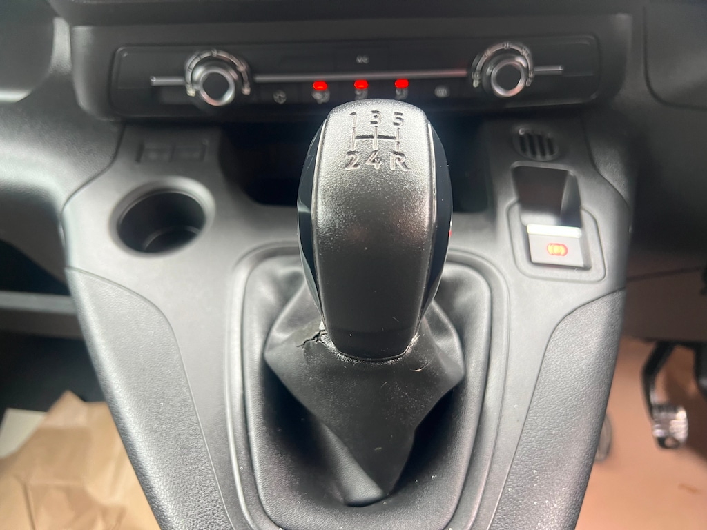 Used Peugeot Partner 2020 for sale - 75874470: Photo 67