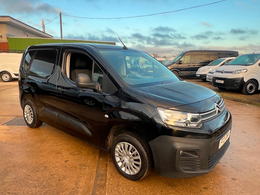 Used Citroen Berlingo 2021 for sale - 76861977: Photo 2
