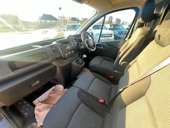 Used Renault Trafic 2021 for sale - 77019970: Photo