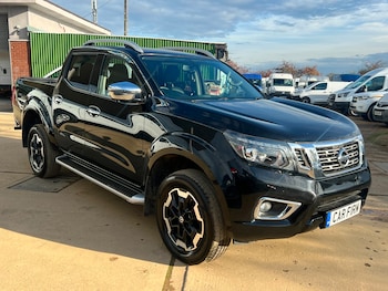 Used Nissan Navara 2020 for sale - 76265759: Photo