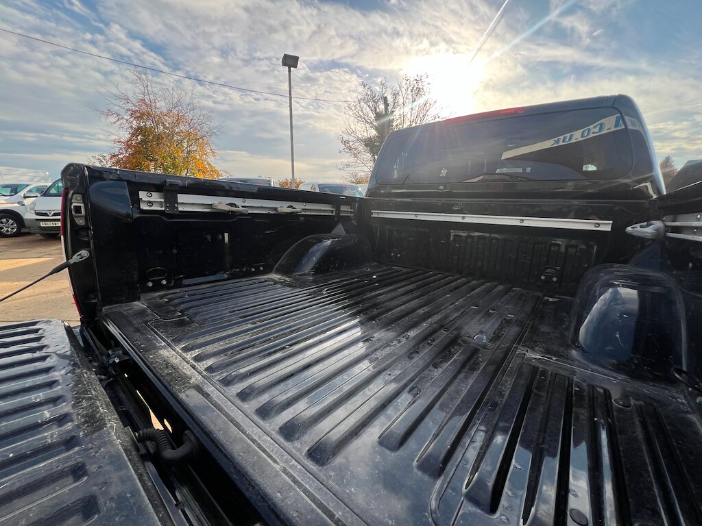 Used Nissan Navara 2020 for sale - 76265759: Photo 46