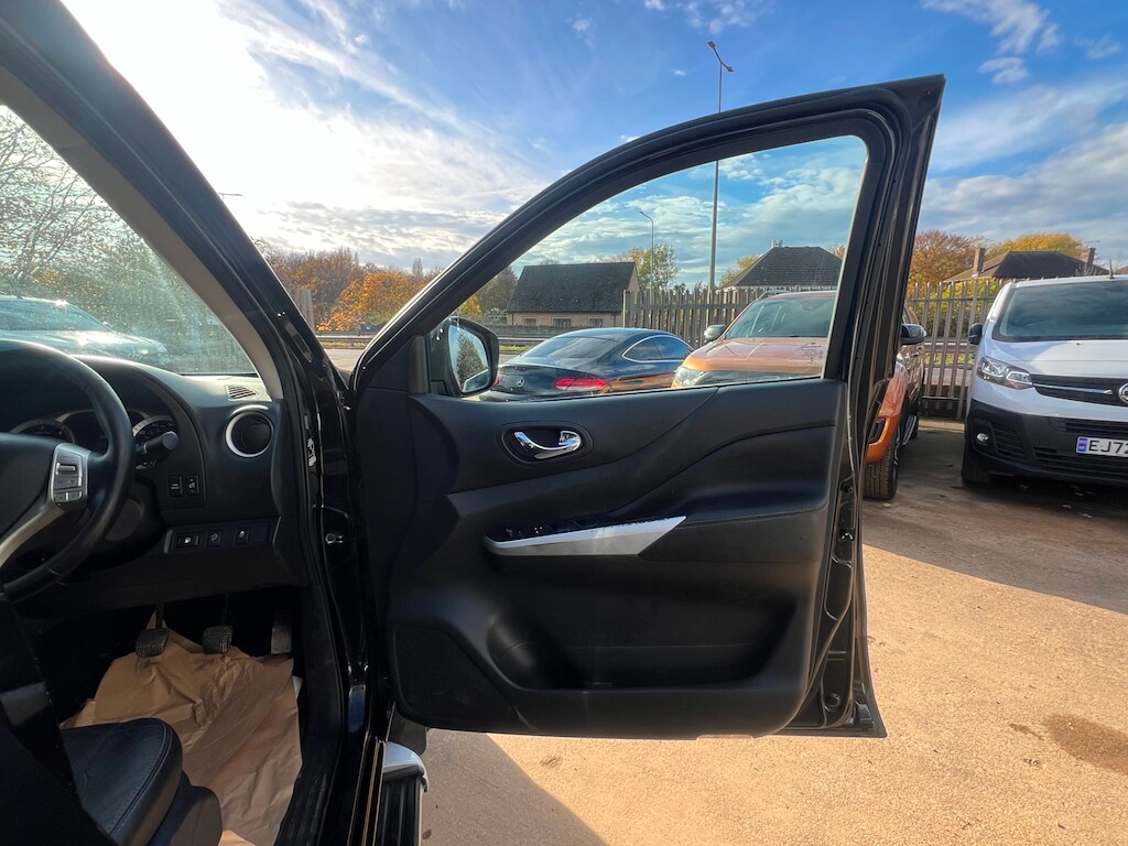 Used Nissan Navara 2020 for sale - 76265759: Photo 51