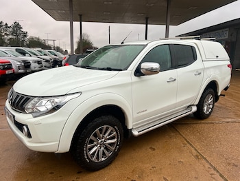 Mitsubishi - L200