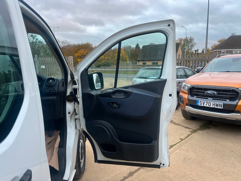 Used Vauxhall Vivaro 2015 for sale - 76322122: Photo 57