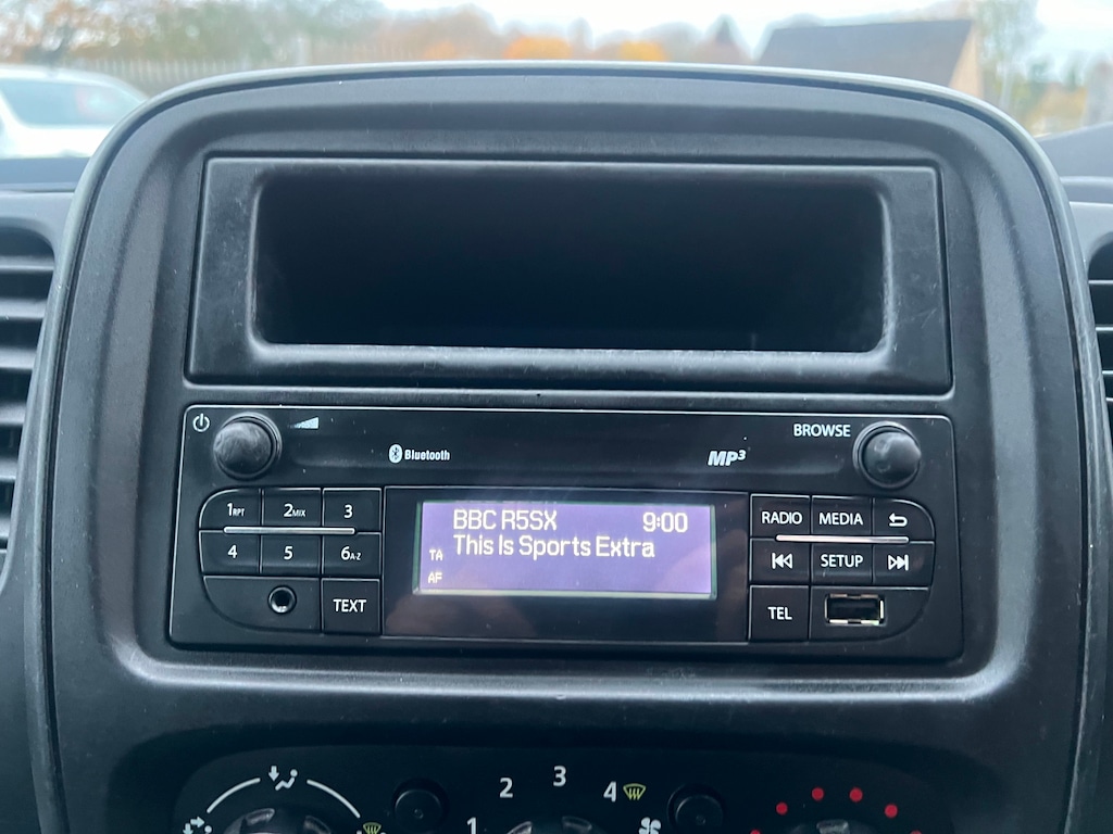 Used Vauxhall Vivaro 2015 for sale - 76322122: Photo 66