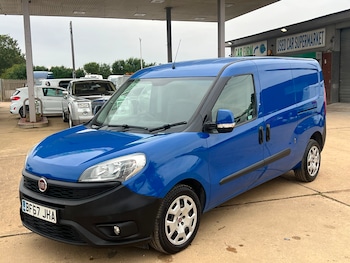 Used Fiat Doblo 2017 for sale - 75180229: Photo