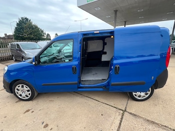 Used Fiat Doblo 2017 for sale - 75180229: Photo