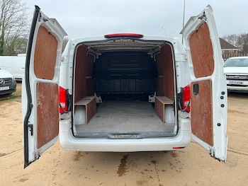 Used Mercedes-Benz Vito 2021 for sale - 77755985: Photo