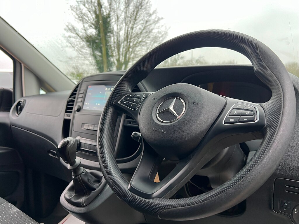 Used Mercedes-Benz Vito 2021 for sale - 77755985: Photo 77