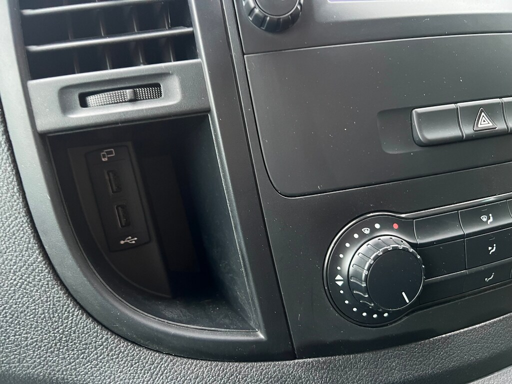 Used Mercedes-Benz Vito 2021 for sale - 77755985: Photo 86