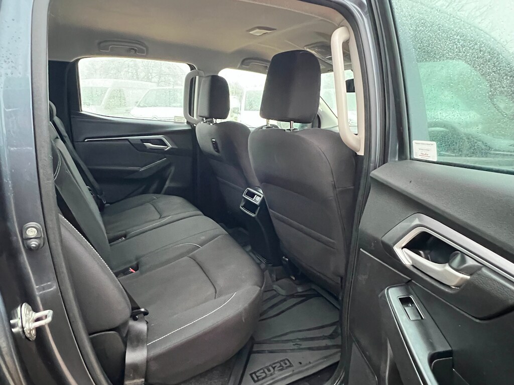 Used Isuzu D-Max 2021 for sale - 77381236: Photo 85