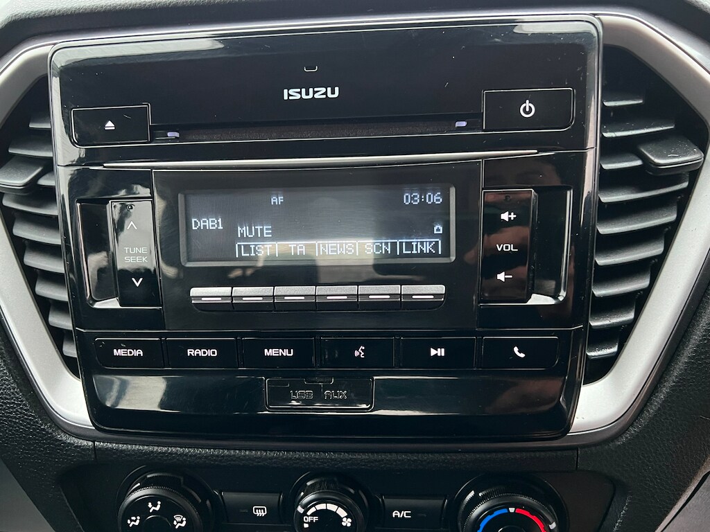 Used Isuzu D-Max 2021 for sale - 77381236: Photo 99