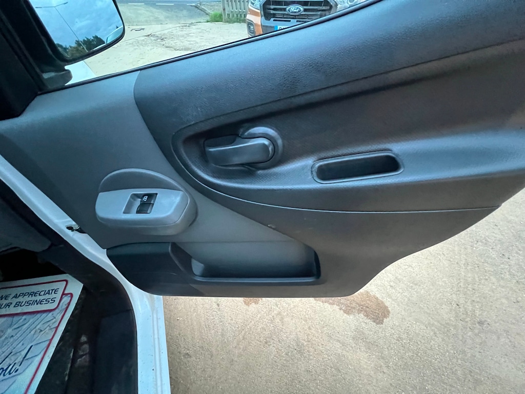 Used Nissan e-NV200 2019 for sale - 76290141: Photo 77