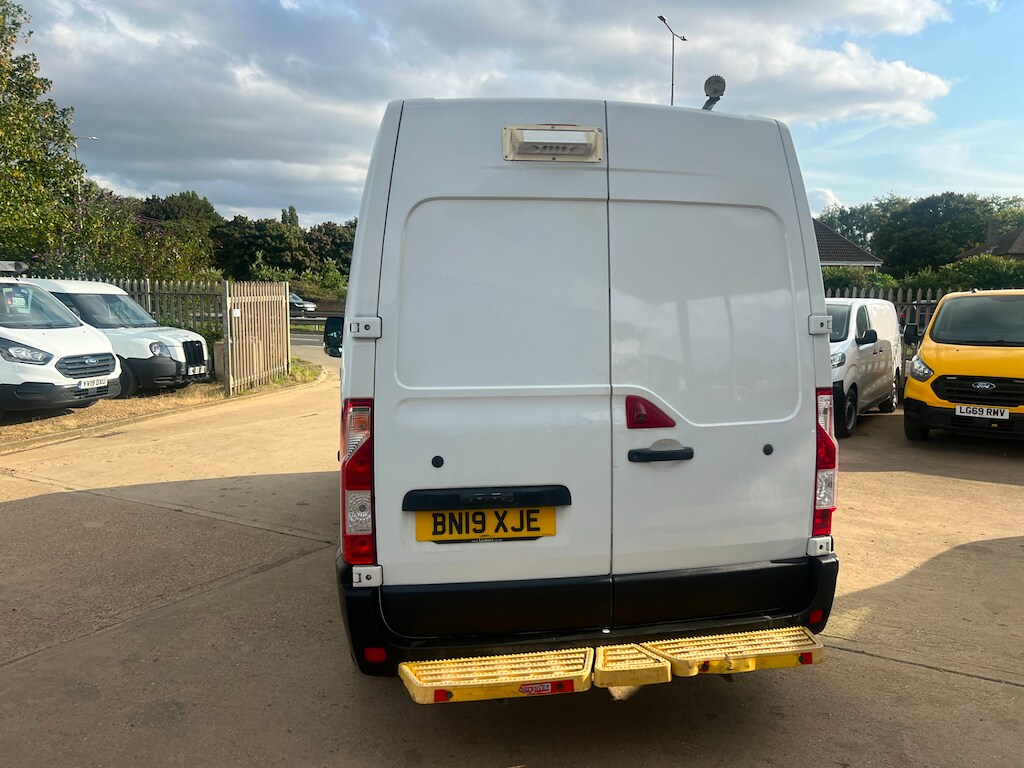 Vehicle 28