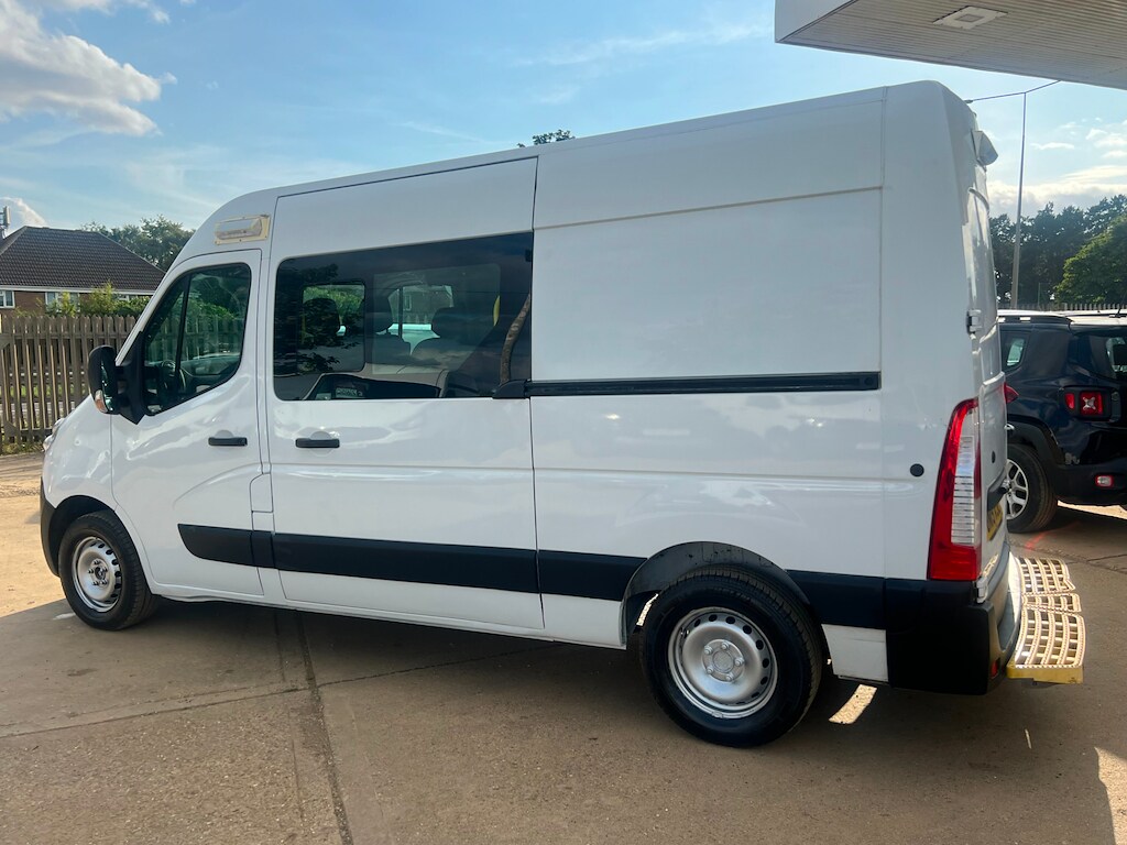 Vehicle 33