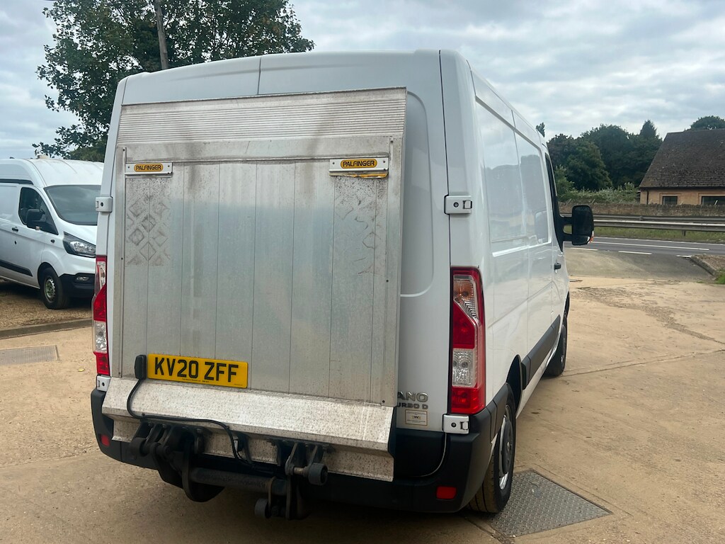 Vehicle 29