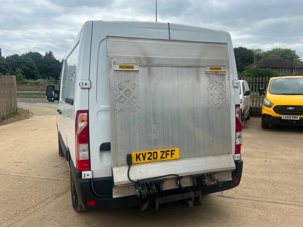 Vehicle 33